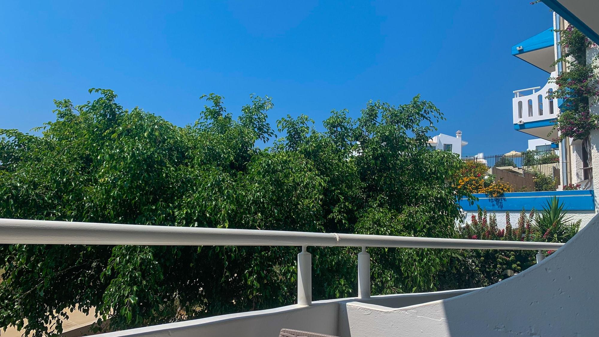 Skala Apartments Aγία Μαρίνα Εξωτερικό φωτογραφία